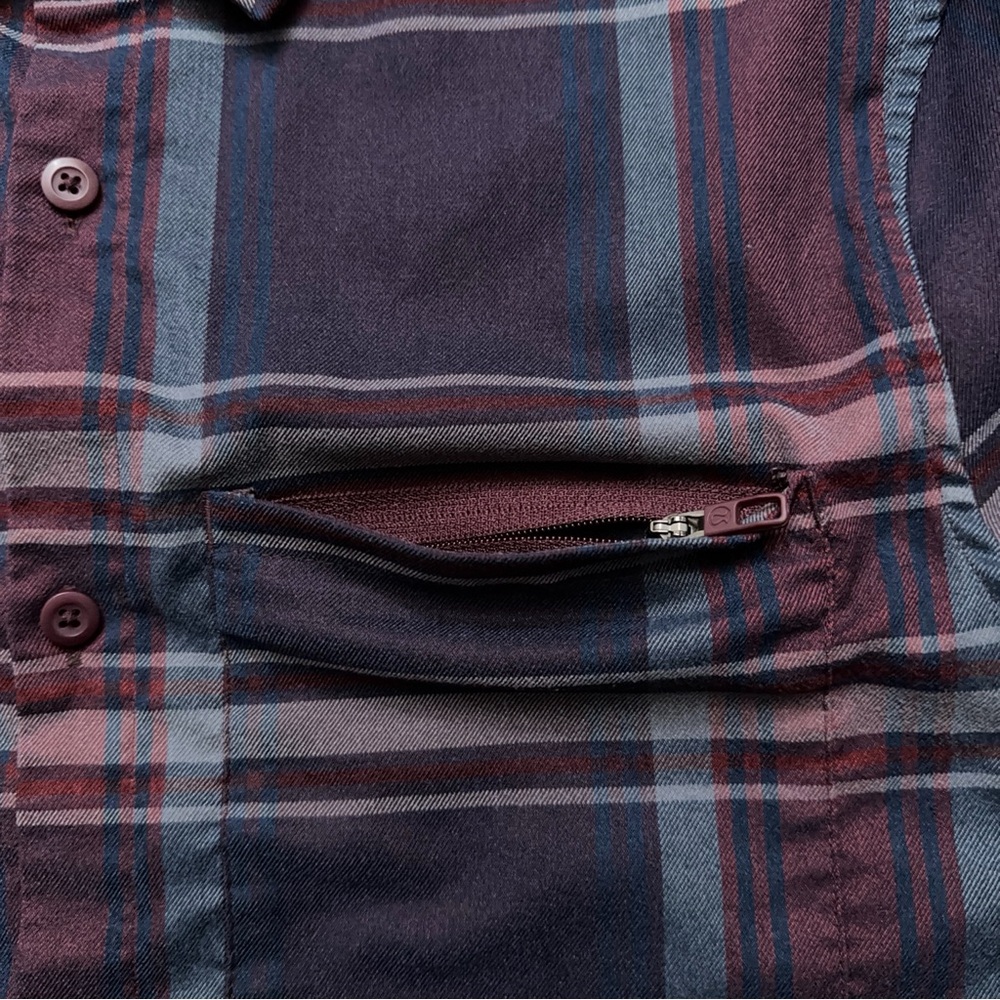 lululemon athletica Men's Navy and Burgundy Plaid Button-Down Shirt - Picture 5 of 5